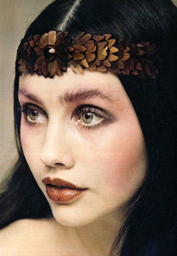 The 1970s Makeup Look - 5 key Points  70s makeup look, 70s hair and makeup,  1970s makeup