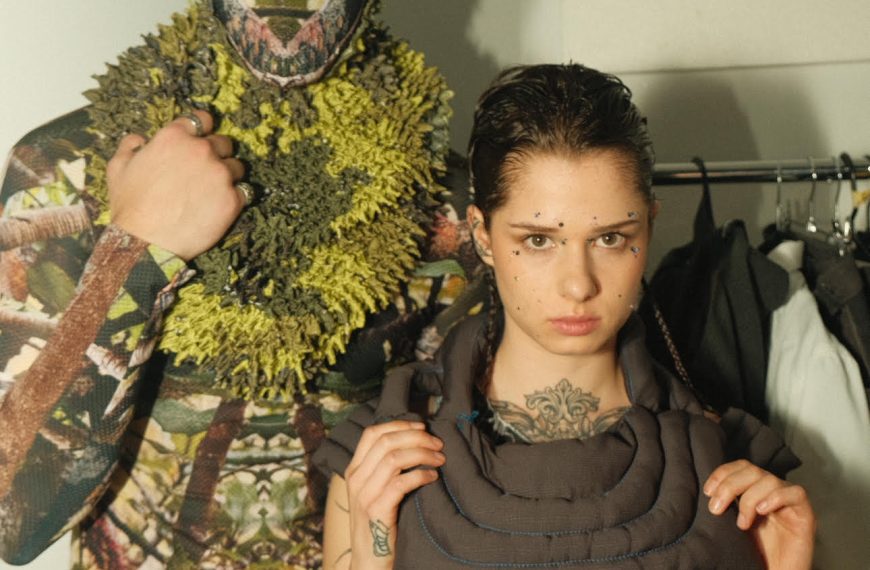 Camouflage Reimagined: Awe Māpara in Motion by Caden Larsen